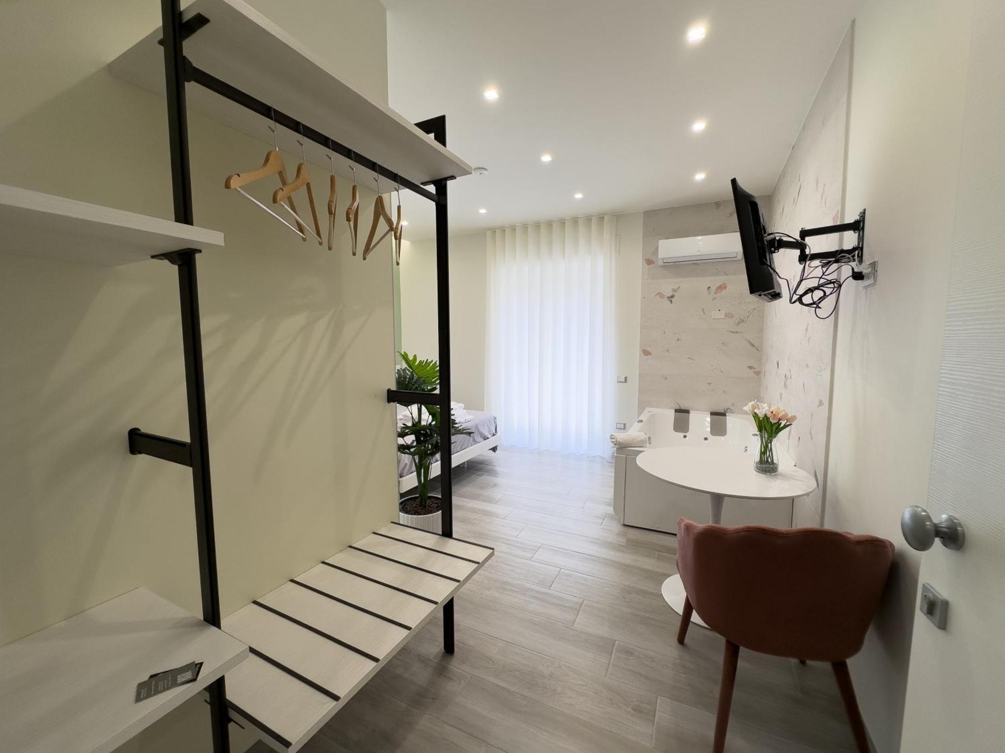 Al Civico3 Home & Suites Салерно Екстер'єр фото