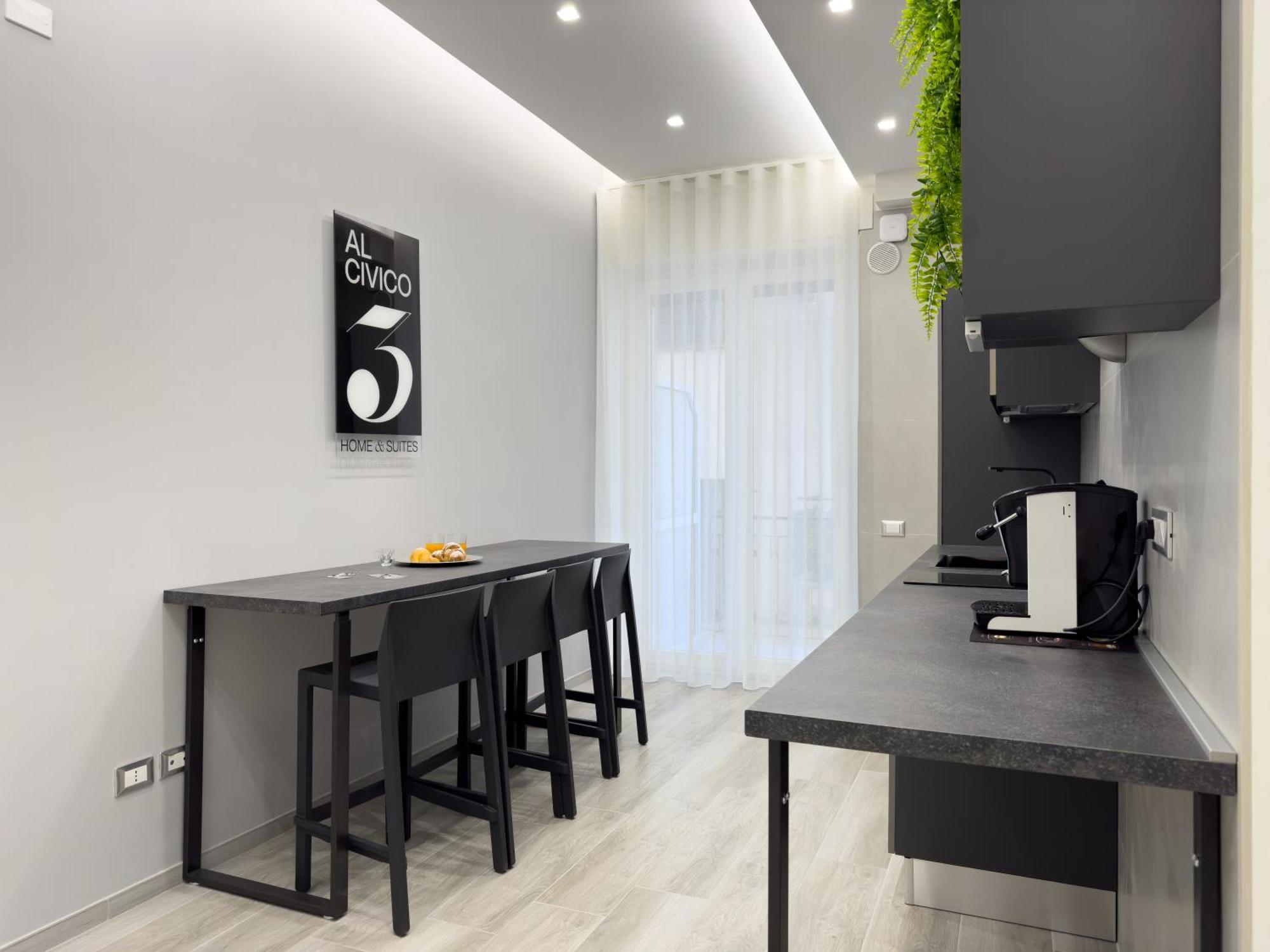 Al Civico3 Home & Suites Салерно Екстер'єр фото